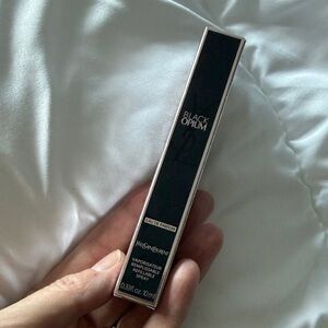 Yves Saint Laurent Black Opium Eau de Parfum - Black and Silver
